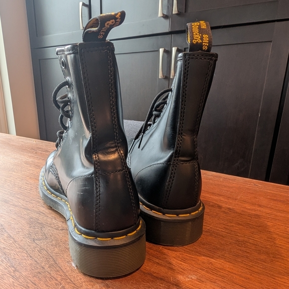 Dr. Martens 1460 Smooth Leather Boots - unworn - Picture 3 of 6